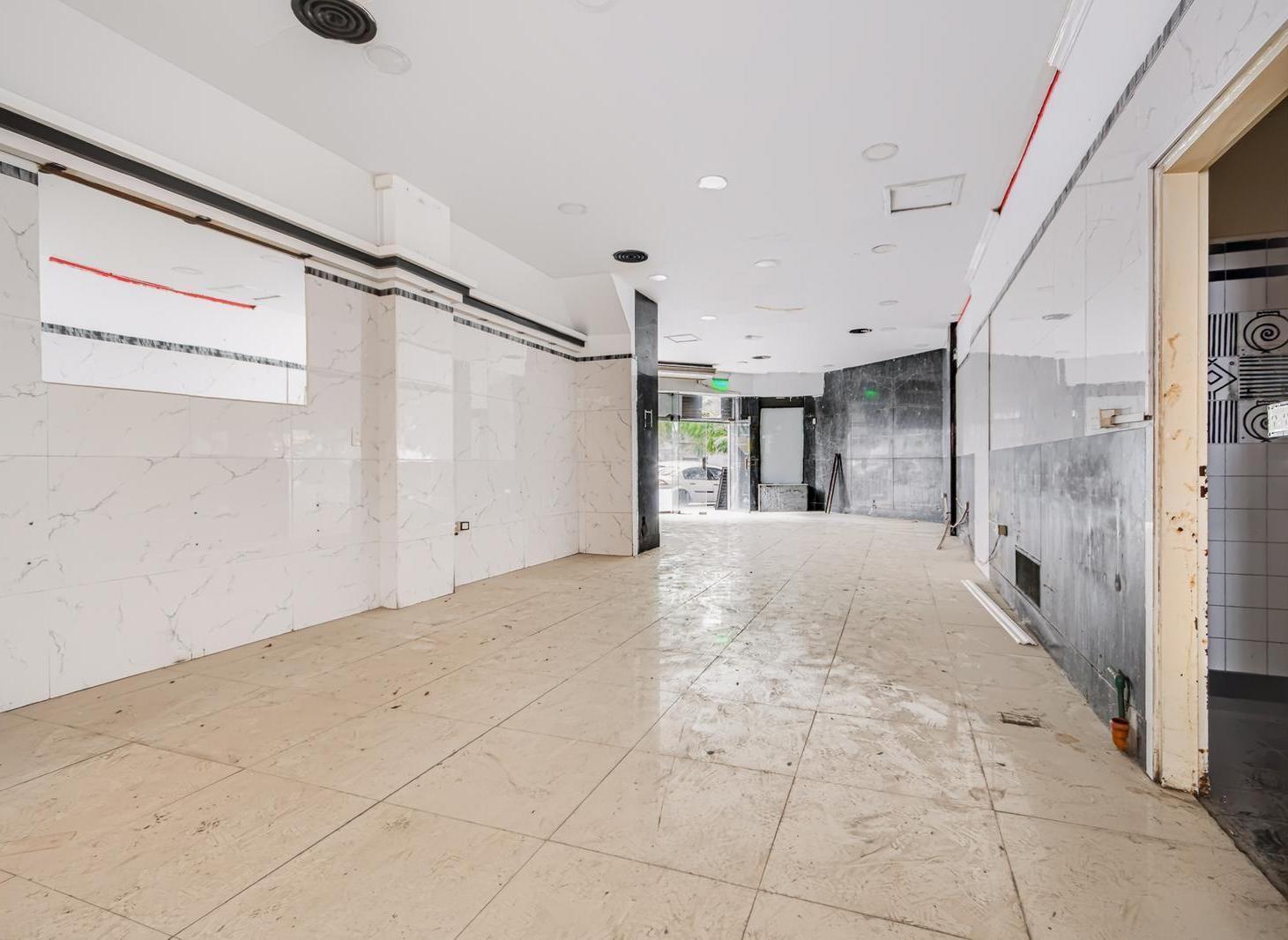 Foto de Venta Local Comercial de 230 m² en Microcentro Gran Planta y Subsuelo, imagen 5