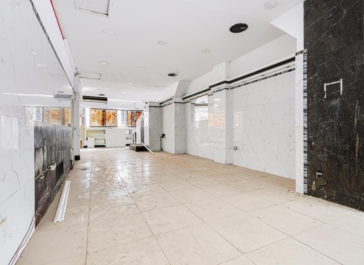 Foto de Venta Local Comercial de 230 m² en Microcentro Gran Planta y Subsuelo, imagen 1