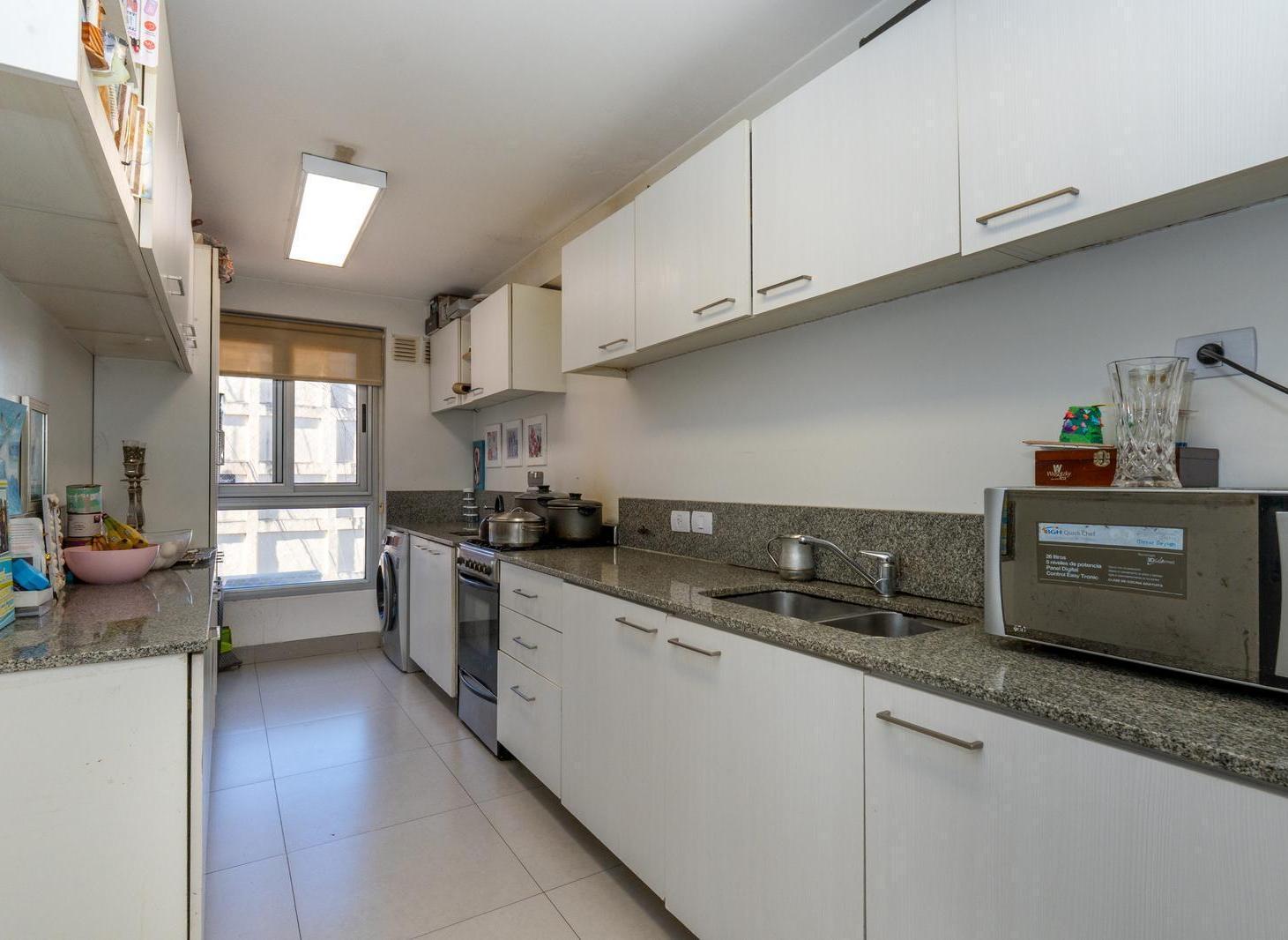 Foto de Departamento en venta, 3 ambientes con cochera y baulera, amenities, imagen 3