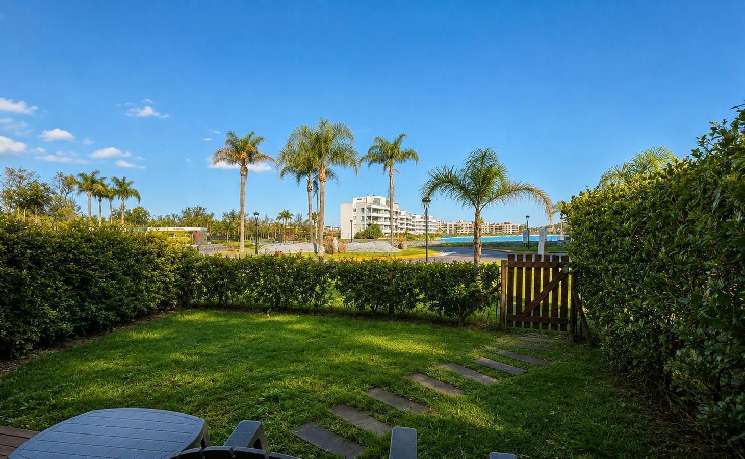 Foto de VENTA Y ALQUILER 2AMB CON JARDIN VISTA A LA LAGUNA COCHERA EXCELENTE, imagen 3