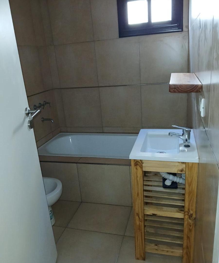 Foto de CASA 3 AMBIENTES - A ESTRENAR - EL JAGUEL - SANTA TERESITA, imagen 5