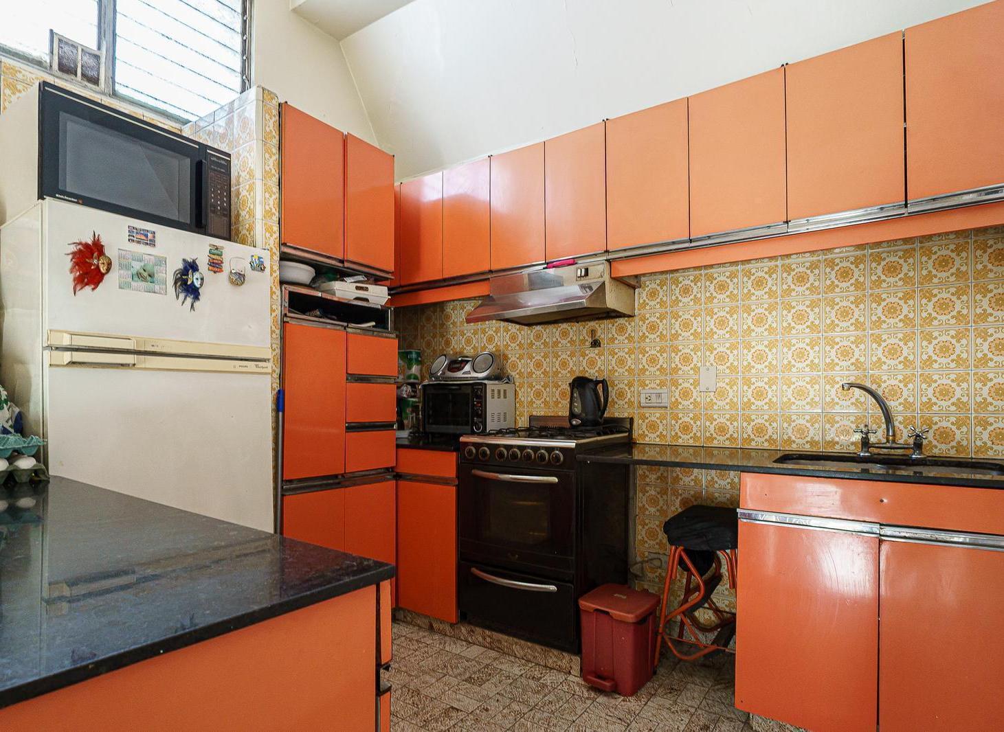 Foto de Venta Departamento tipo piso de 6 ambientes con balcones y parrilla, imagen 5