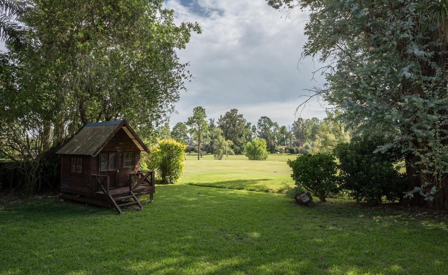 Foto de VENTA CASA LARENA CC AL GOLF, 2 LOTES, 5 DORM, imagen 4