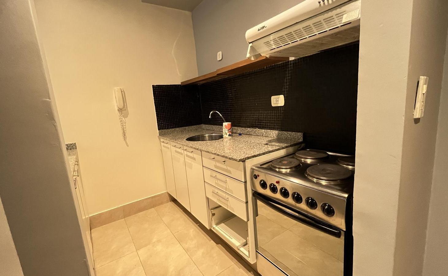 Foto de Venta Departamento en Palermo Monoambiente Patio y Baulera, imagen 1