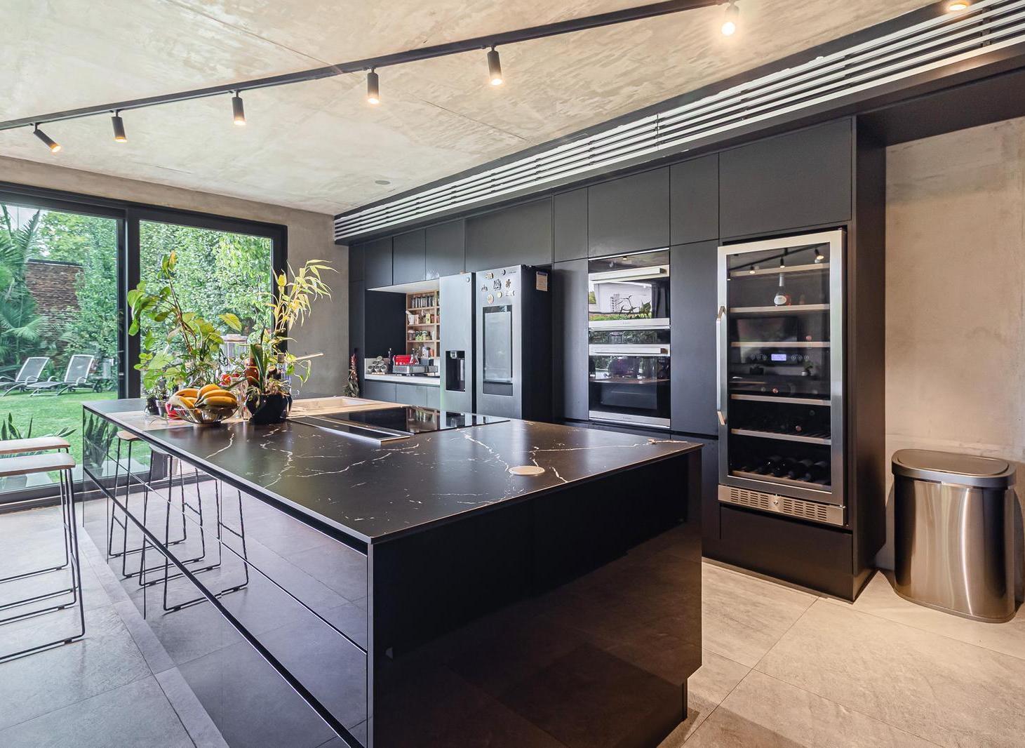 Foto de Venta Casa en Lomas de Zamora Moderna, imagen 4