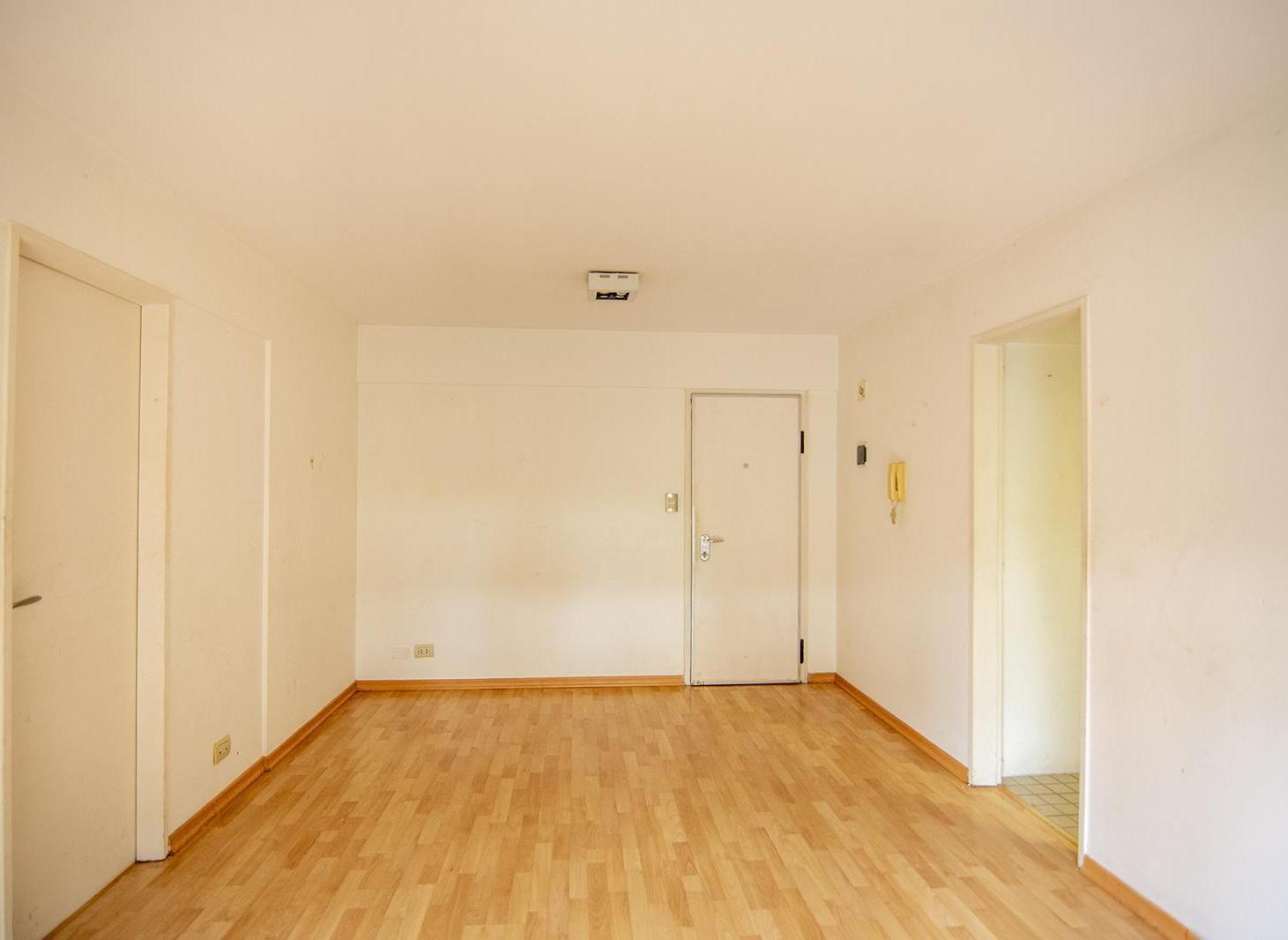 Foto de Departamento dos ambientes con doble cochera en San Isidro, imagen 2