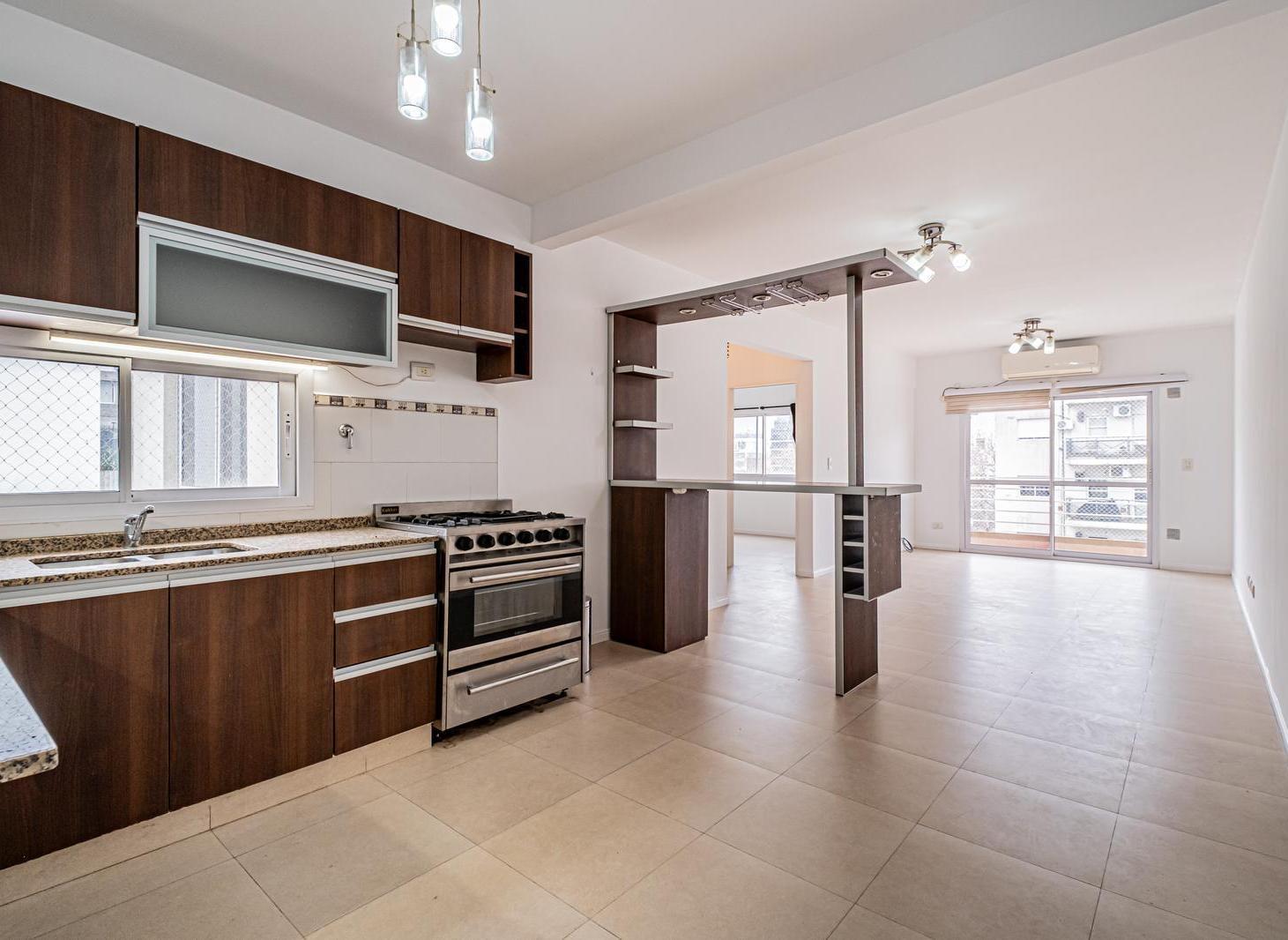 Foto de Departamento 3 AMB CON BALCON IMPECABLE, imagen 3