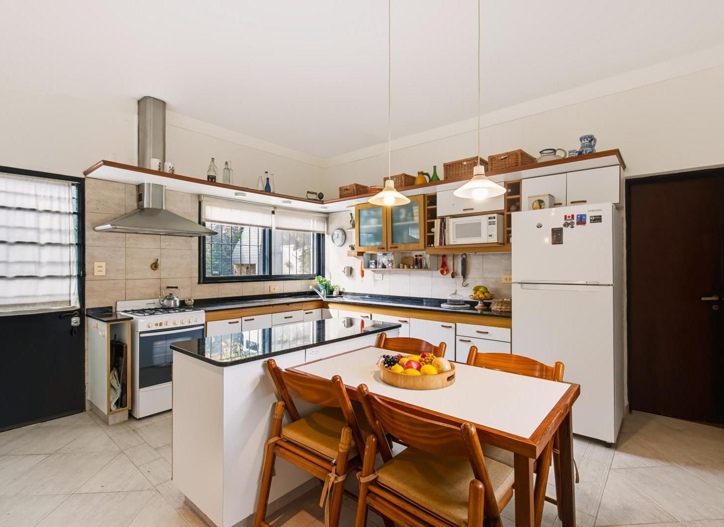 Foto de Casa Venta La Merced San Isidro 3 dormitorios muy luminosa, imagen 1