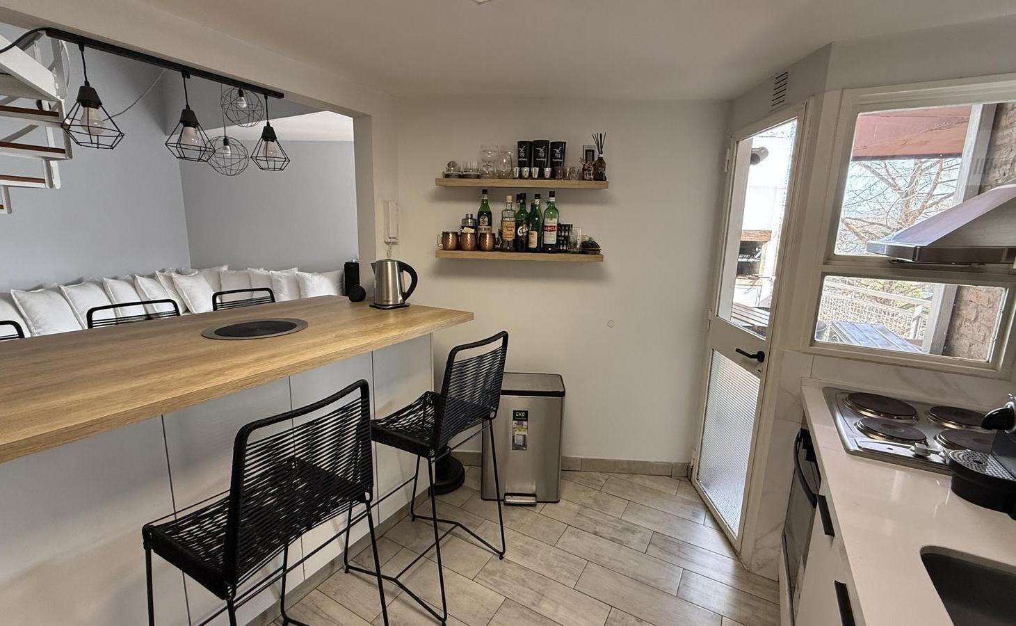 Foto de Departamento 5 ambientes en venta en Martinez Duplex Reciclado a nuevo, imagen 4