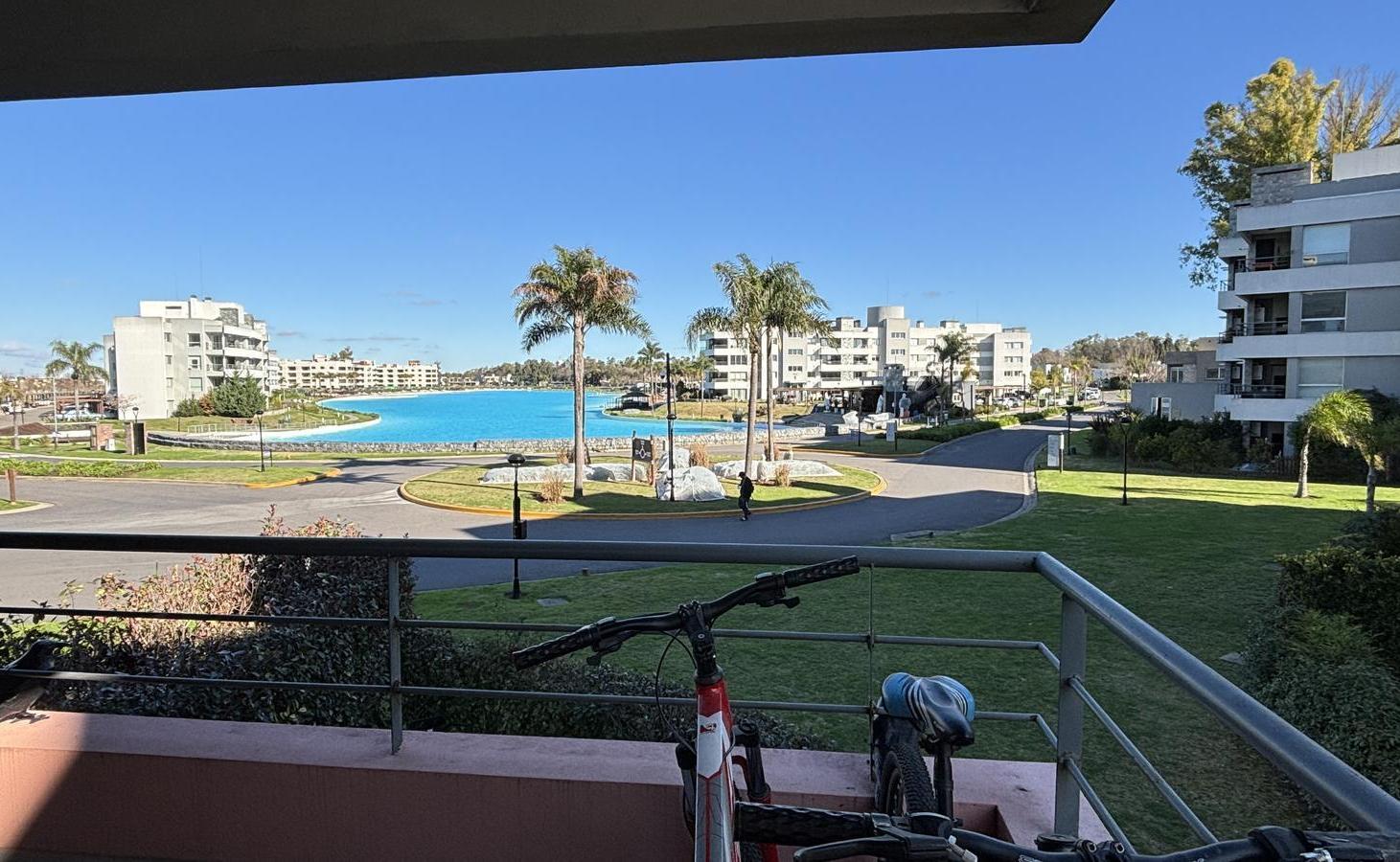 Foto de VENTA DEPTO 3AMB LAGOON PILAR VISTA DIRECTA A LA LAGUNA BALCON PARRILLA, imagen 1