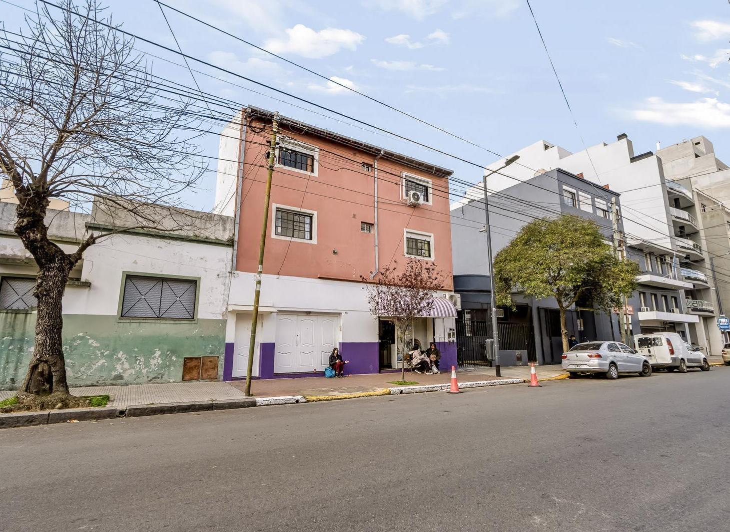 Foto de Venta PH 1er y 2do piso. 5 ambientes.Terraza Propia. Muy buen estado, imagen 3