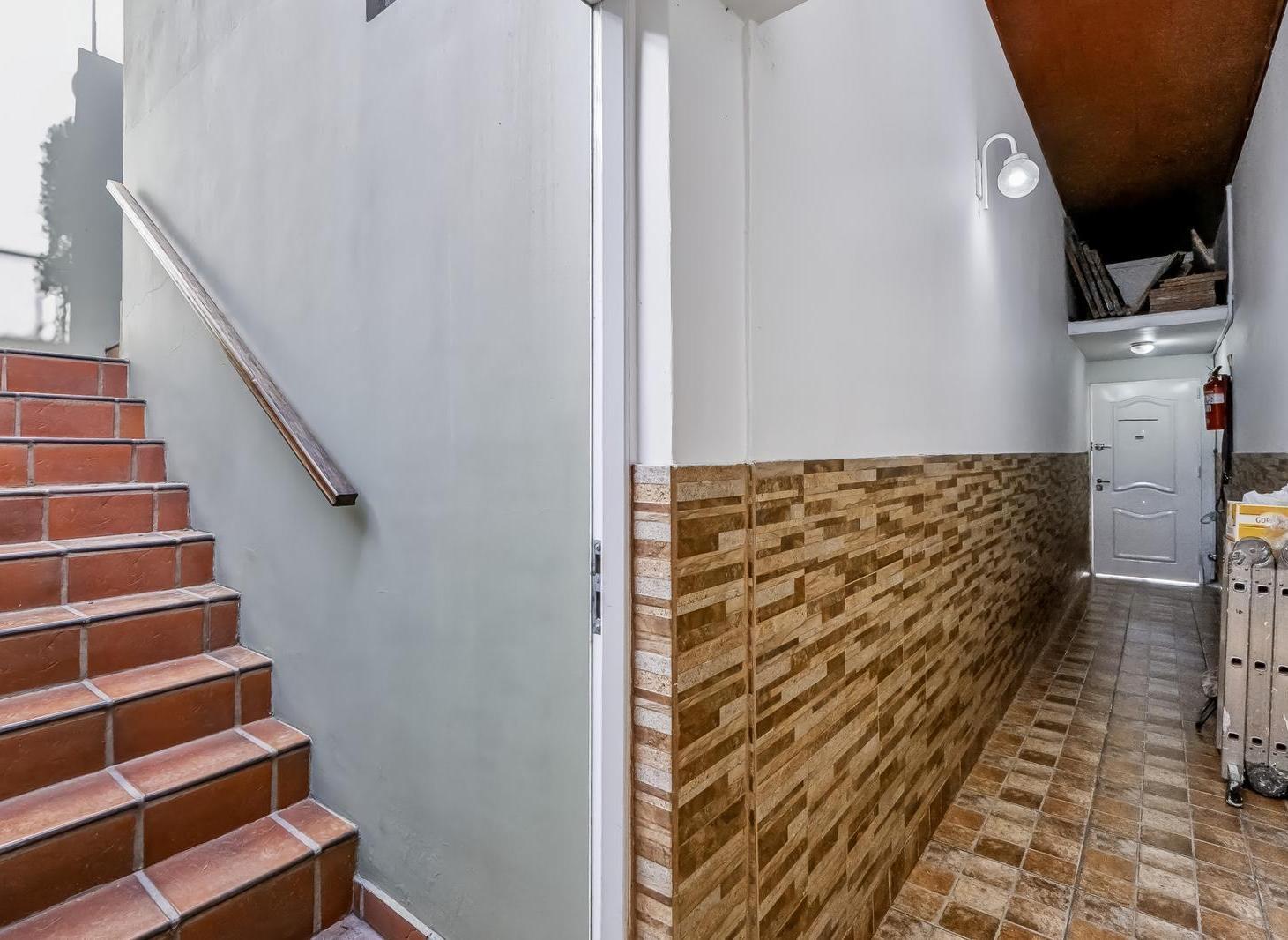 Foto de Venta PH 1er y 2do piso. 5 ambientes.Terraza Propia. Muy buen estado, imagen 1