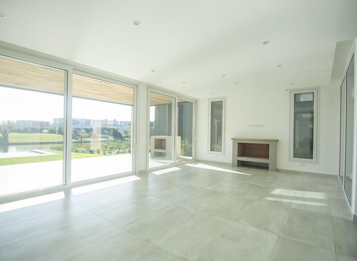 Foto de Casa en venta 8 ambiente en Nordelta, Carpinchos a la laguna, imagen 4