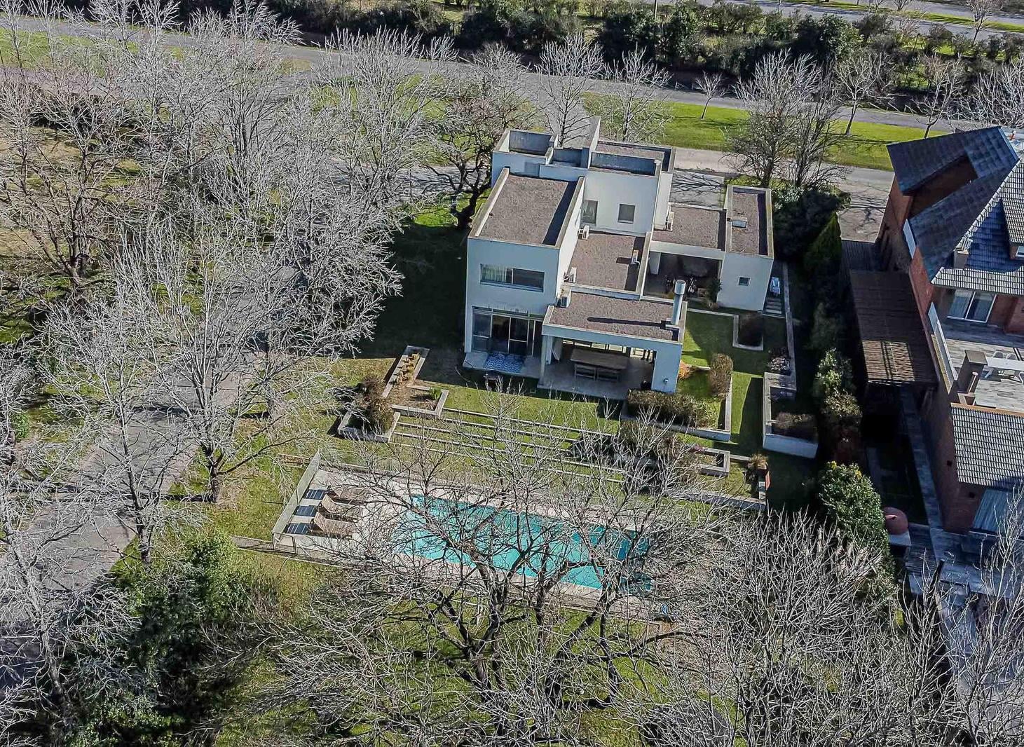 Foto de Casa en Venta en Club de Campo Armenia, Pilar, imagen 1