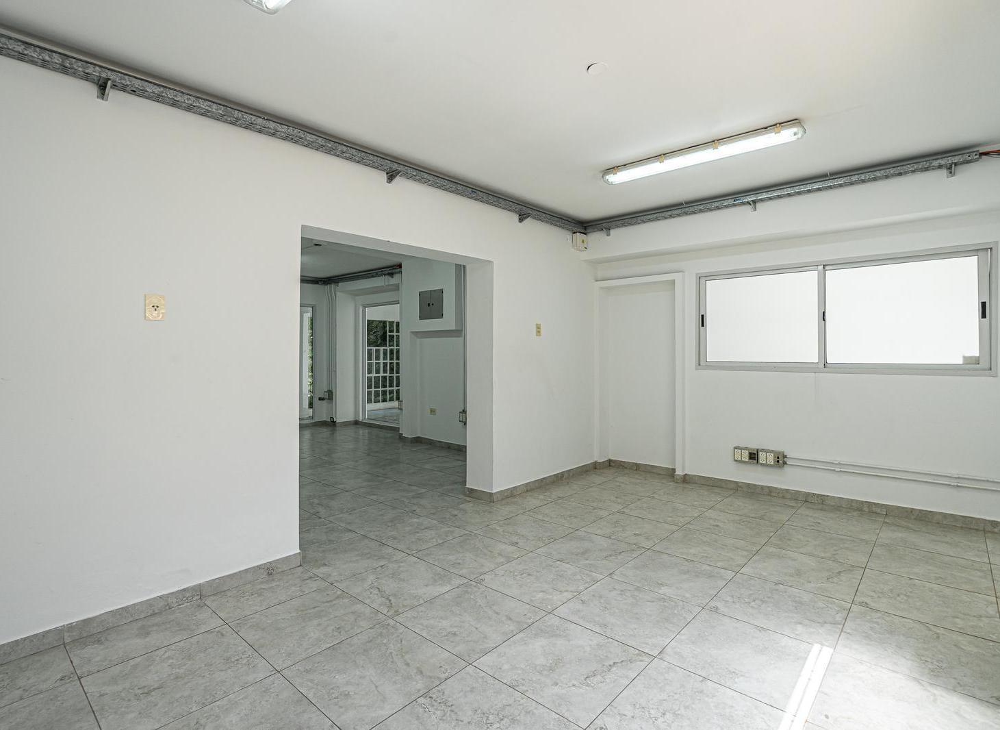 Foto de ALQUILER Block Edificio Comercial Oficinas Empresa Pyme Patios, imagen 2