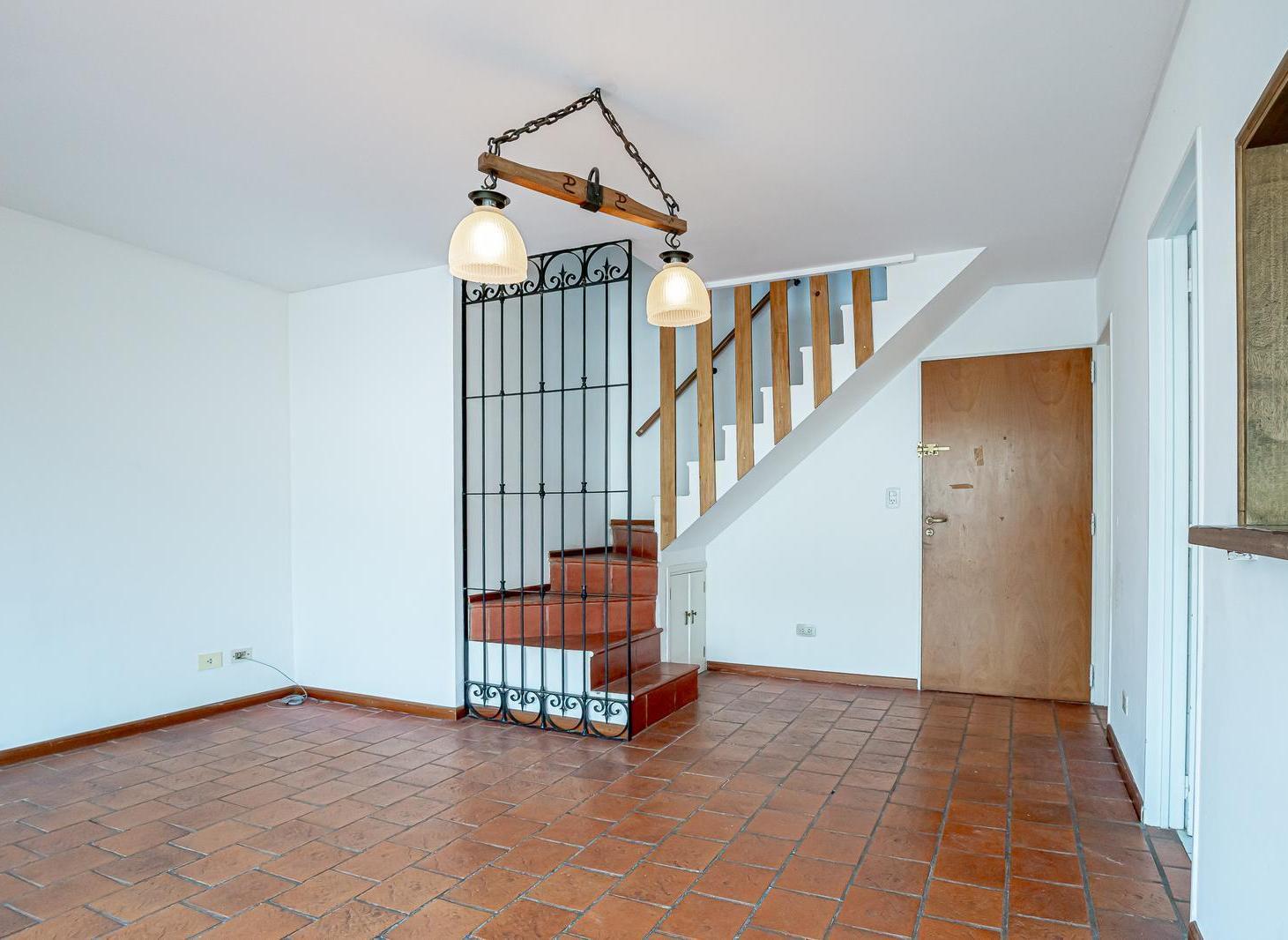 Foto de Venta departamento Duplex con cochera, La Calabria, San Isidro, imagen 2