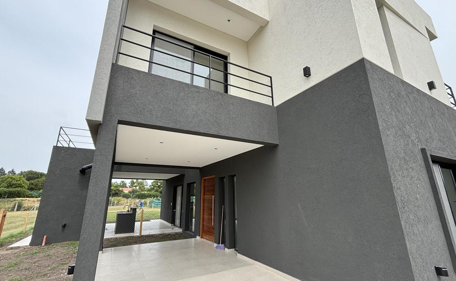 VENTA CASA MODERNA 5AMB EN PILAR A ESTRENAR EQUIPAMIENTO PREMIUM EL ALJIBE BARRIO PRIVADO MANZANARES
