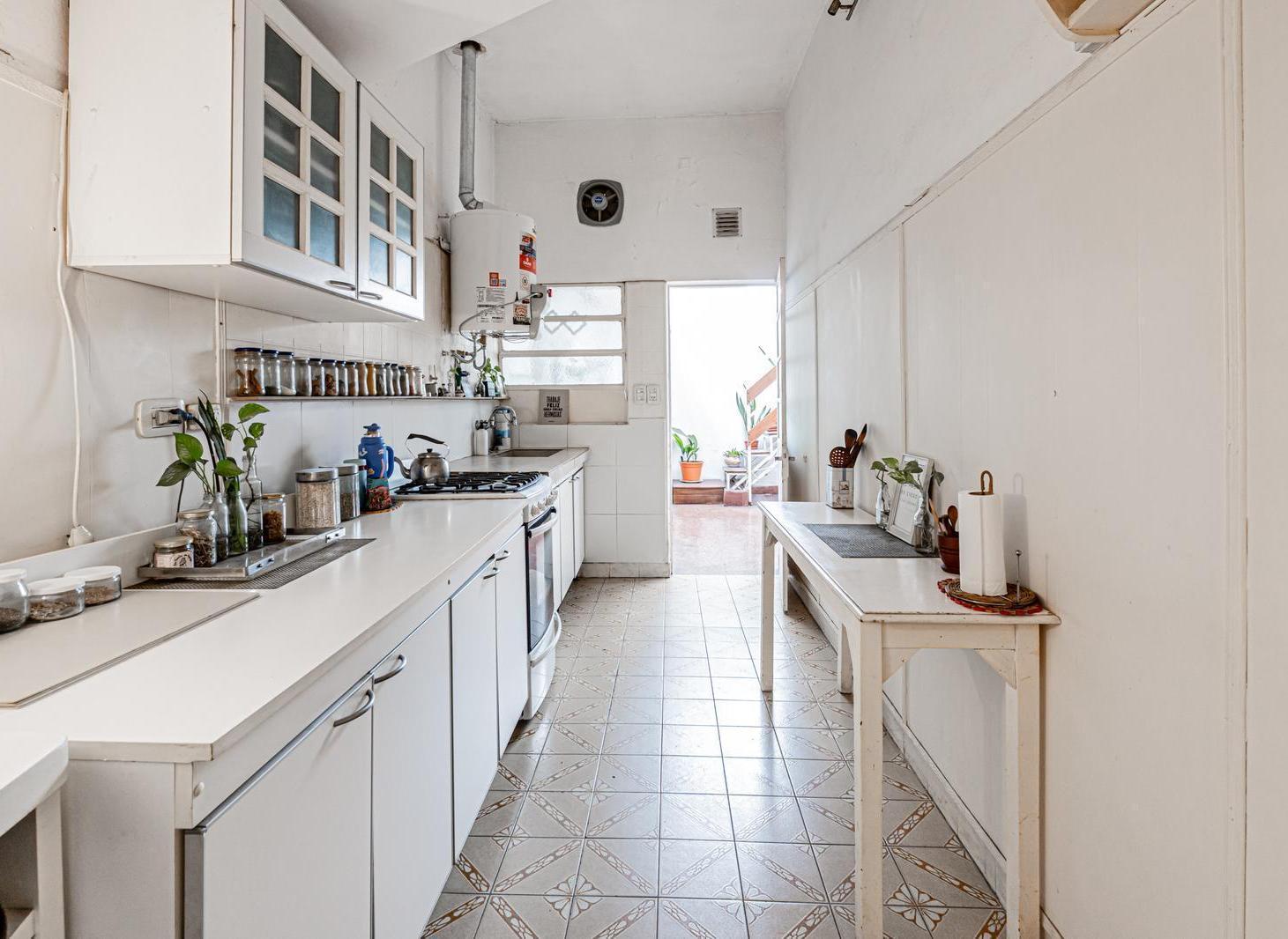 Foto de PH en Venta en Villa Santa Rita Tres Dormitorios con Patio y Sin, imagen 1