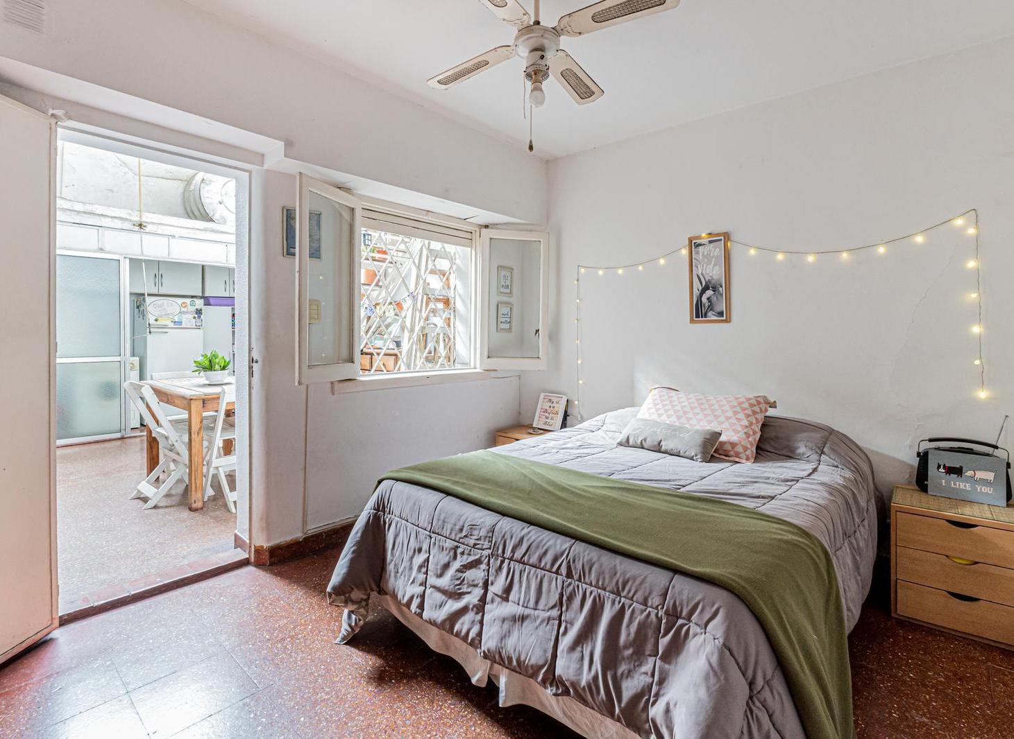 Foto de PH en Venta en Villa Santa Rita Tres Dormitorios con Patio y Sin, imagen 3