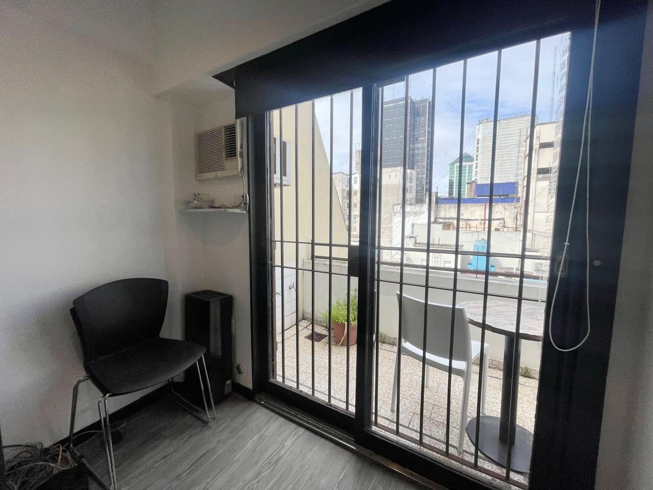 Foto de Oficina en alquiler con balcon San Nicolás, imagen 5
