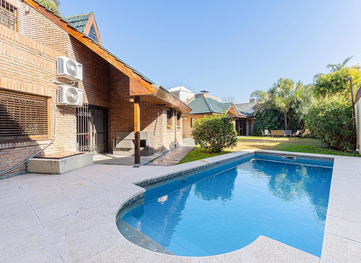 Foto de Casa con jardín, pileta y quincho – Apto Crédito, imagen 1