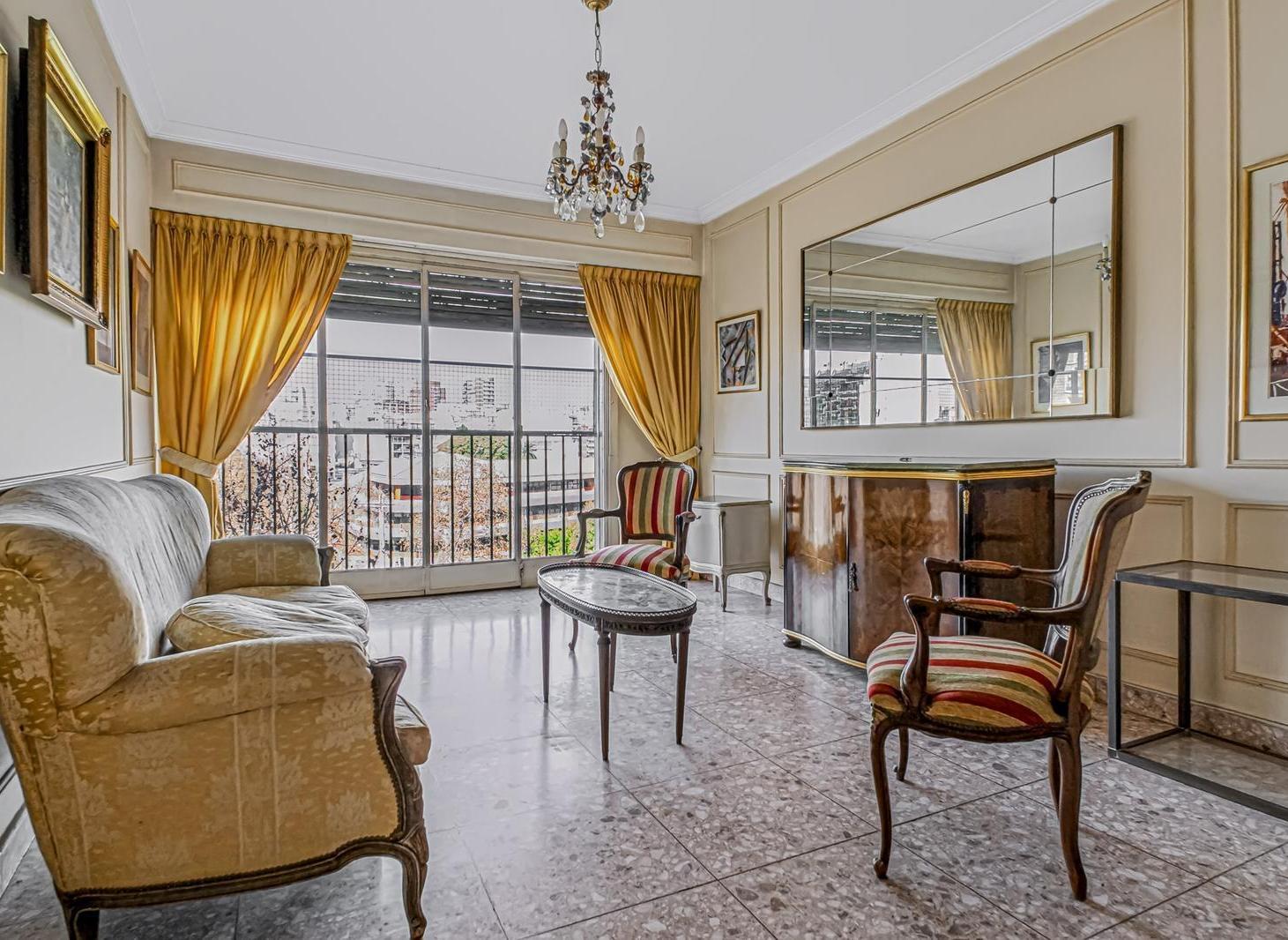 Foto de Venta 4 Ambientes Frente Recoleta Con Dependencia Doble Circulación, imagen 1