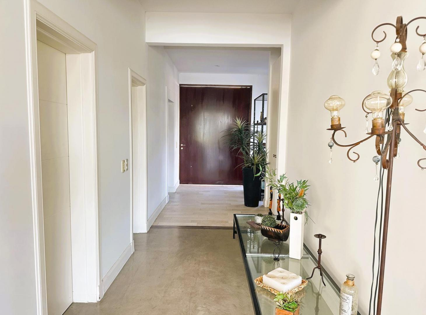 Foto de Venta | Casa con 5 dormitorios en lote a la laguna | Los Alisos, imagen 5