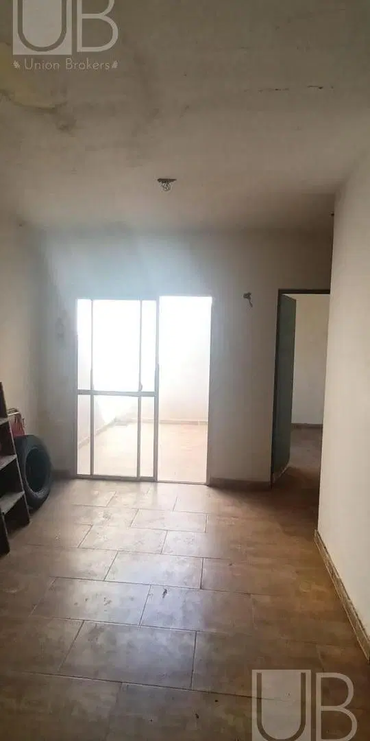 Excelente Galpón con 8 Departamentos. En Block!!! 3