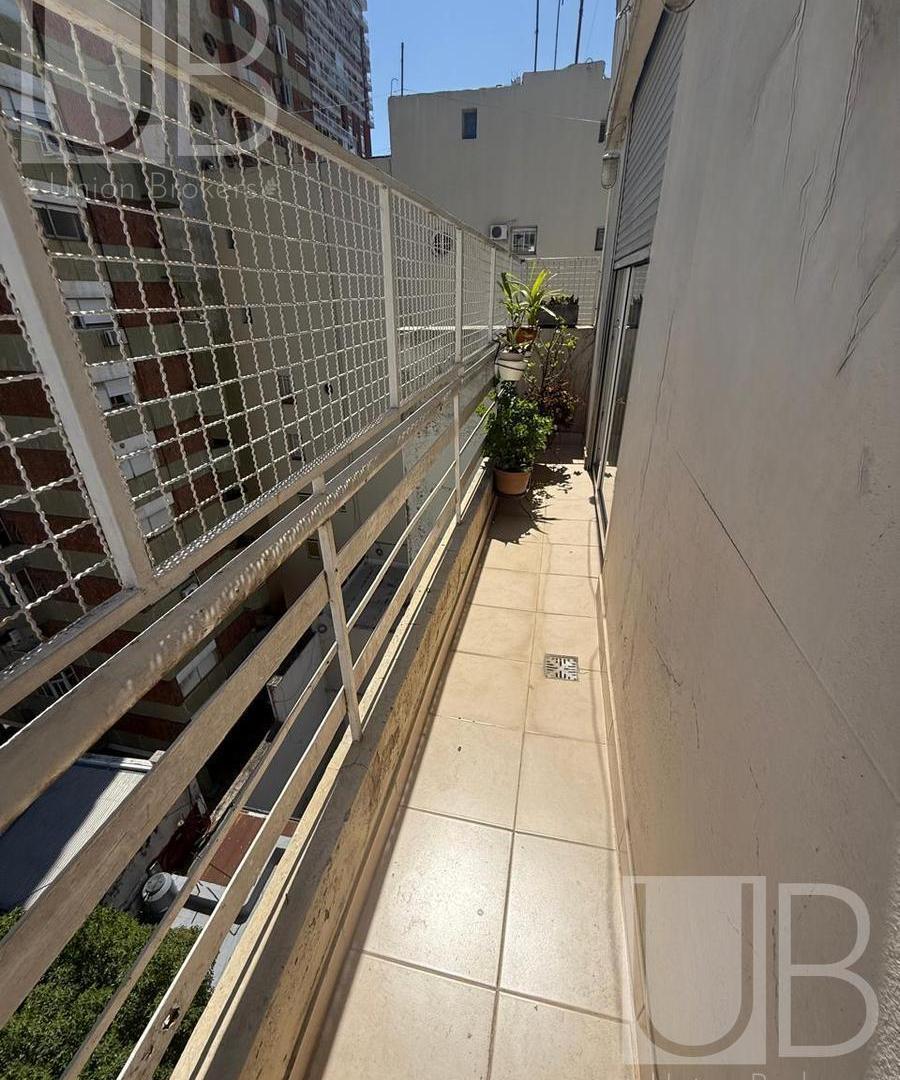 Foto de Departamento de tres ambientes con amplia terraza., imagen 3