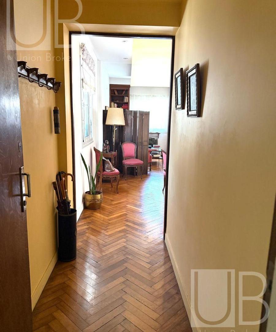 Foto de Departamento de tres ambientes con amplia terraza., imagen 1