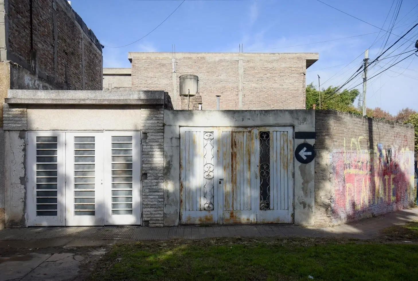 Casa Valparaíso 2109. a metros de Bv Avellaneda y Av. Pte Perón 2