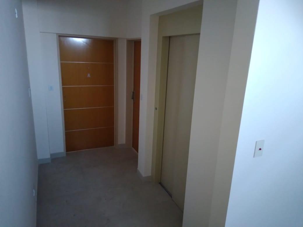 Semipiso 3 Ambientes en Venta con Cochera 1