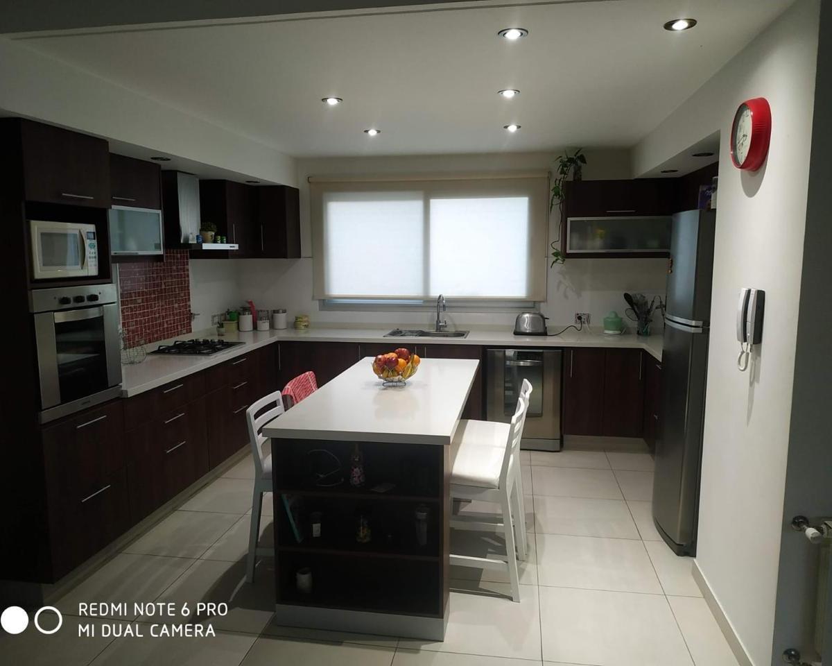 Casa 4 Ambientes en Barrio Las Golondrinas 4