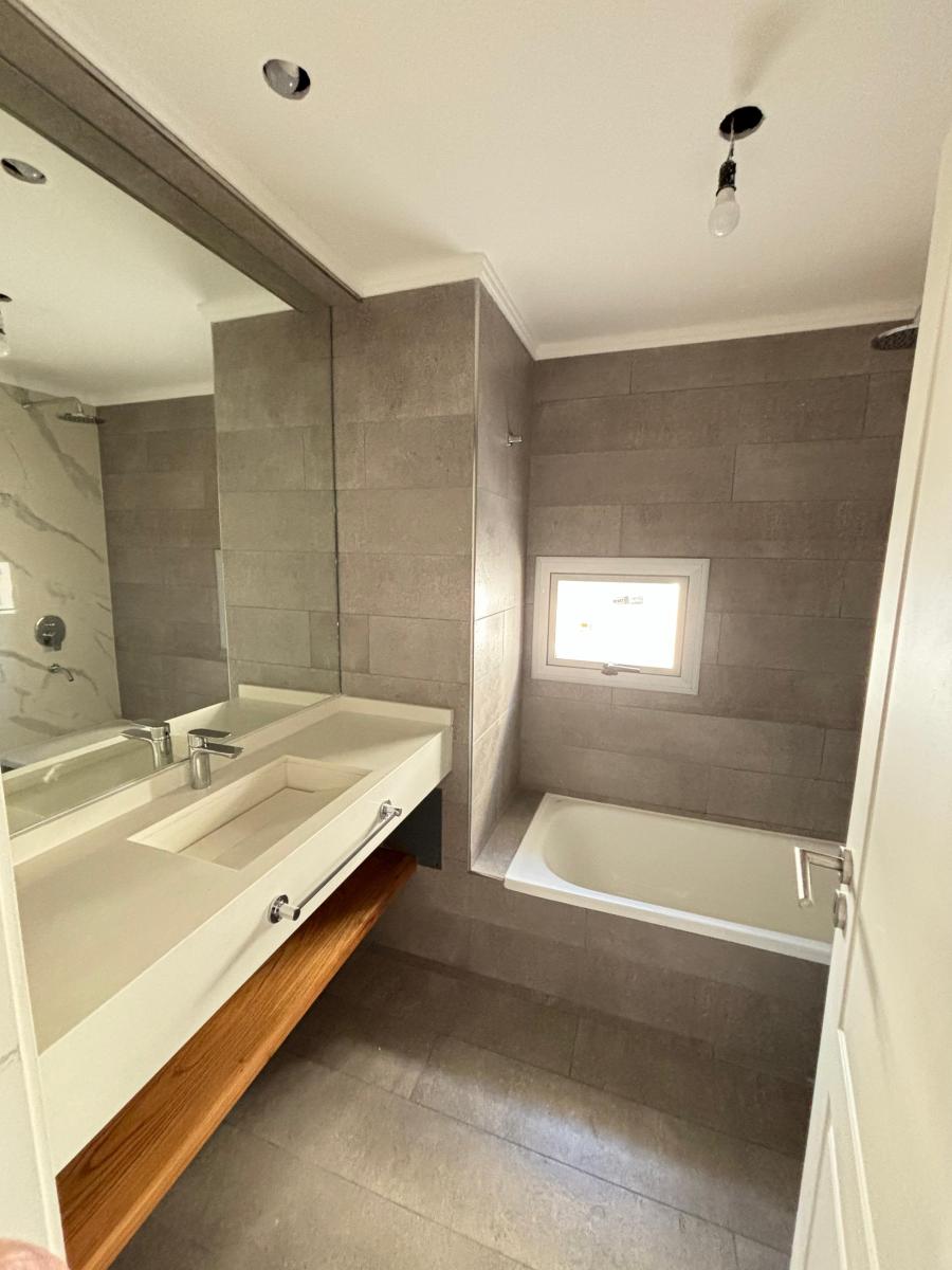 Foto de Departamento 3 ambientes con cochera en venta Klover Plaza, imagen 3