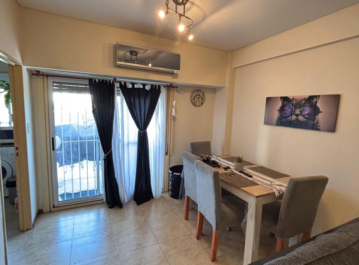 Departamento de dos ambientes con cochera en excelente ubicacion  2