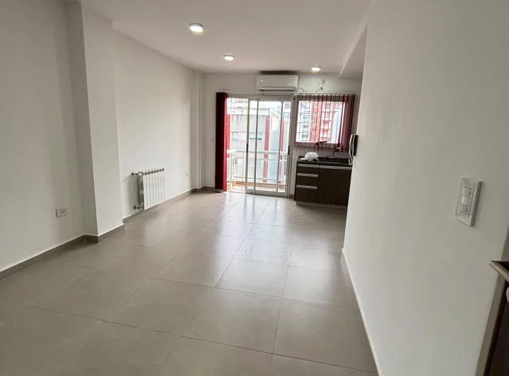 Departamento 2 ambientes con cochera doble en alquiler 2