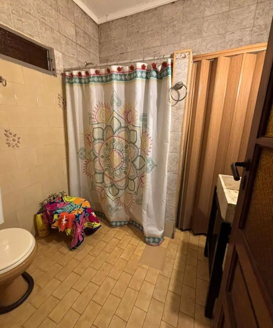 Casa en venta de 4 ambientes en exclente zona de Bernal 2