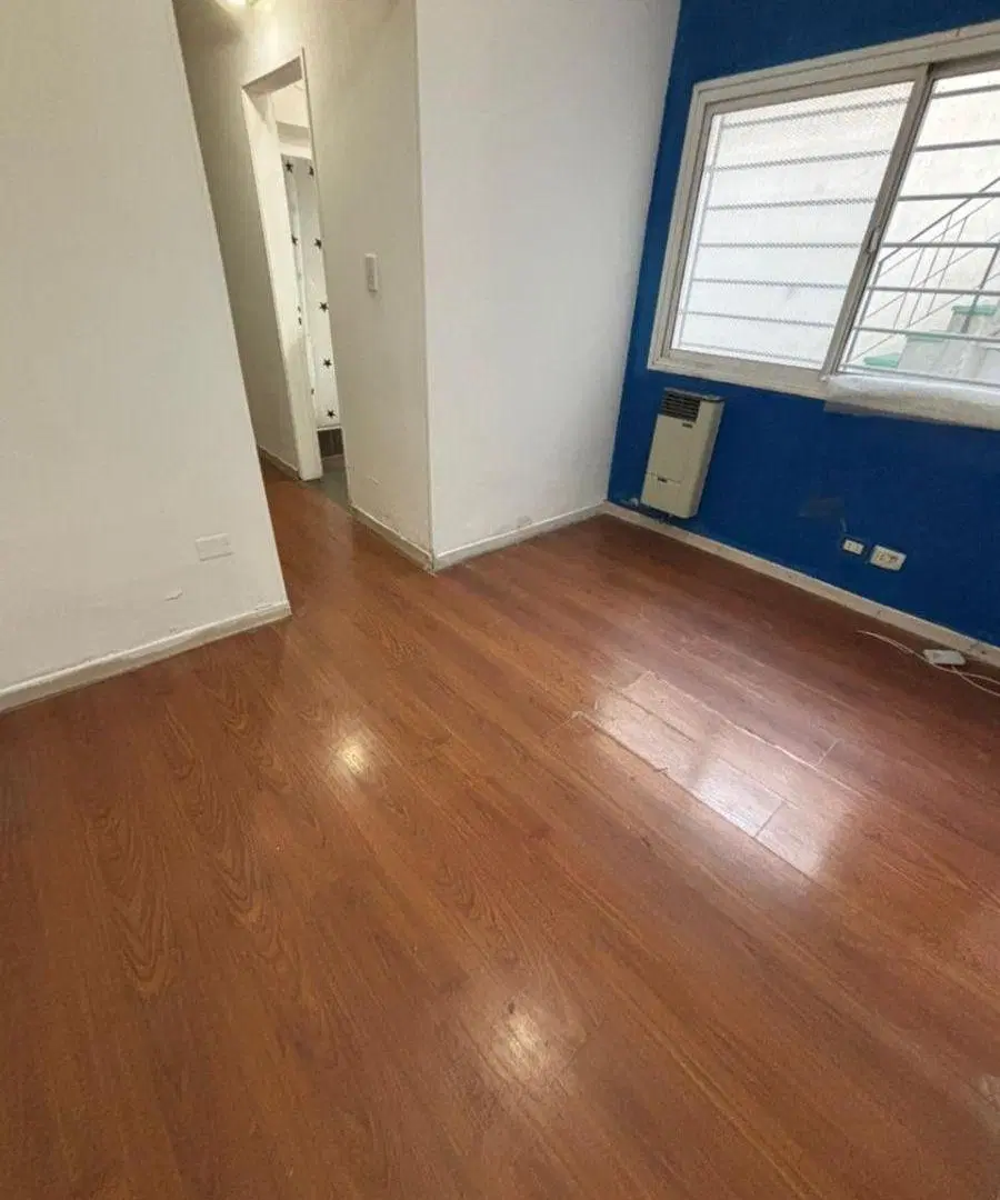Casa 3 ambientes completamente reciclada con cochera en venta 4