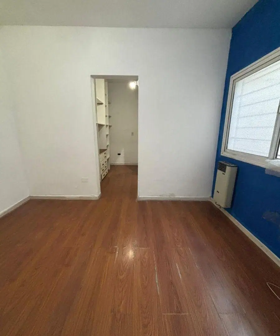 Casa 3 ambientes completamente reciclada con cochera en venta 8
