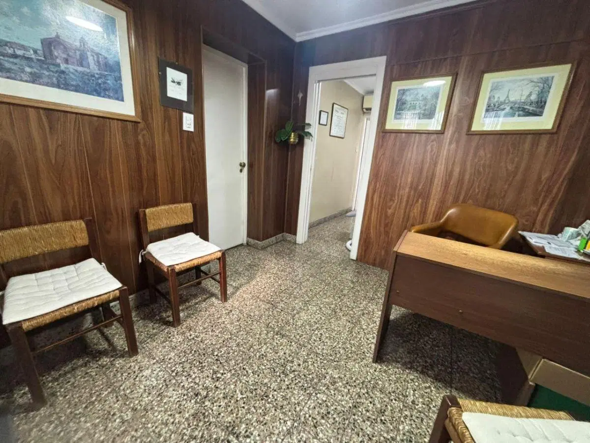 Casa en venta, ideal consultorios, vivienda o desarrollo inmobiliario 1