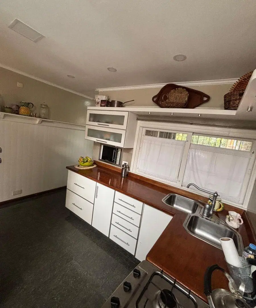 Chalet en venta, ideal consultorios o vivienda 3