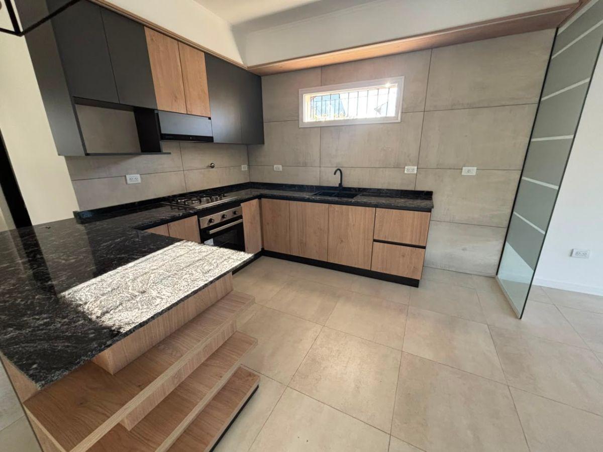 Foto de Casa completamnete reciclada a la venta, imagen 3