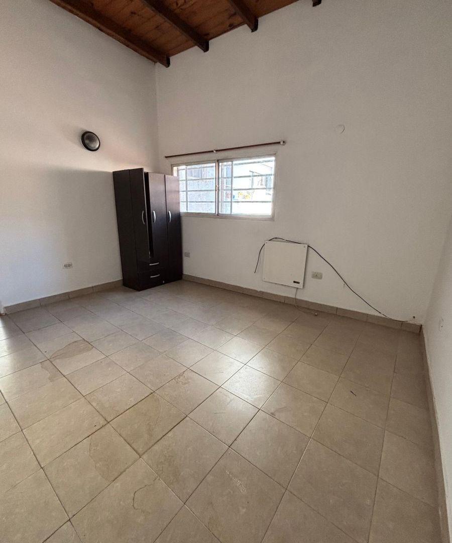 Foto de Departamento de 2 ambientes por escalera en alquiler, imagen 4
