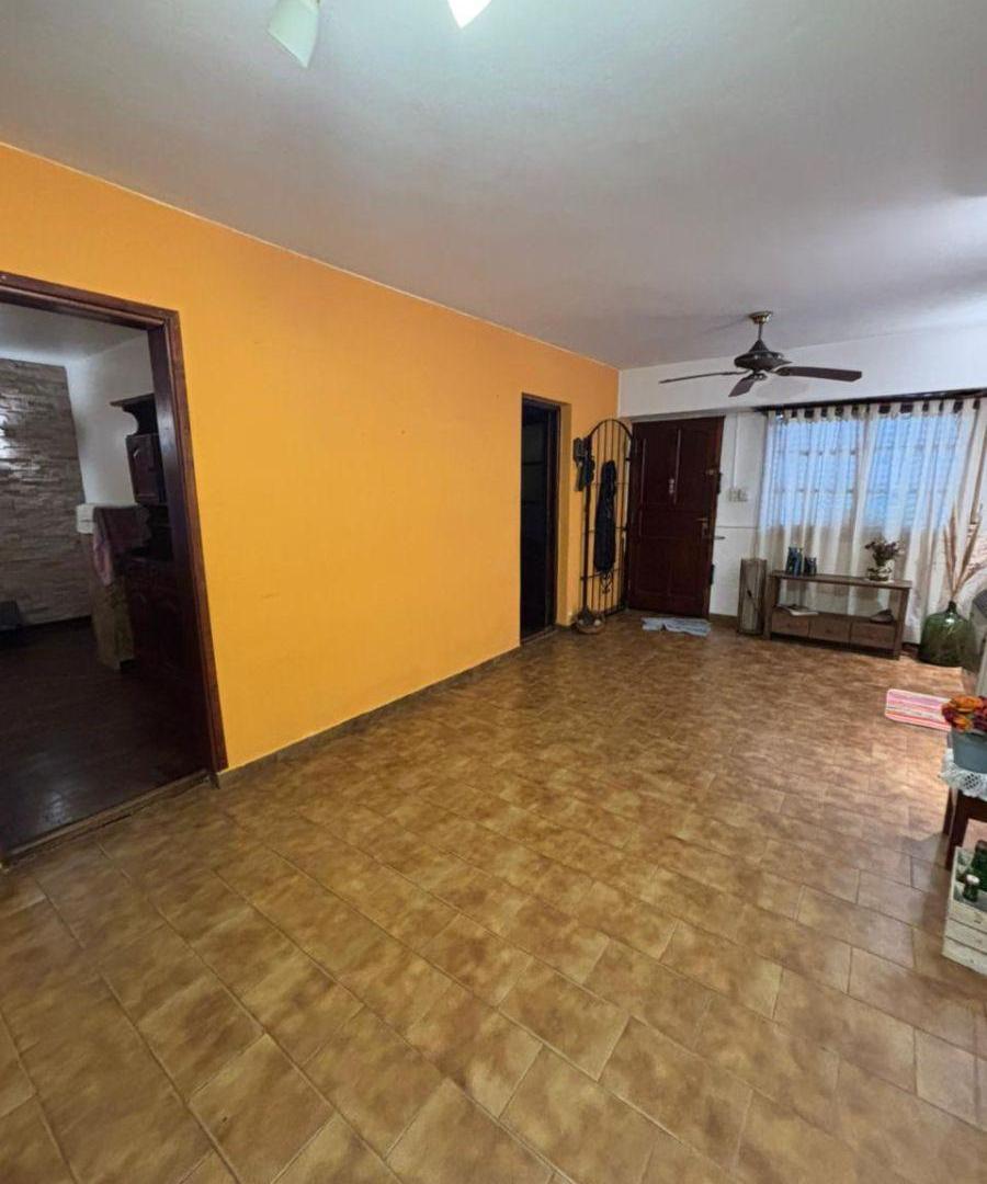 Foto de Casa de 4 ambientes en venta en excelente zona de Bernal, Apta credito, imagen 5