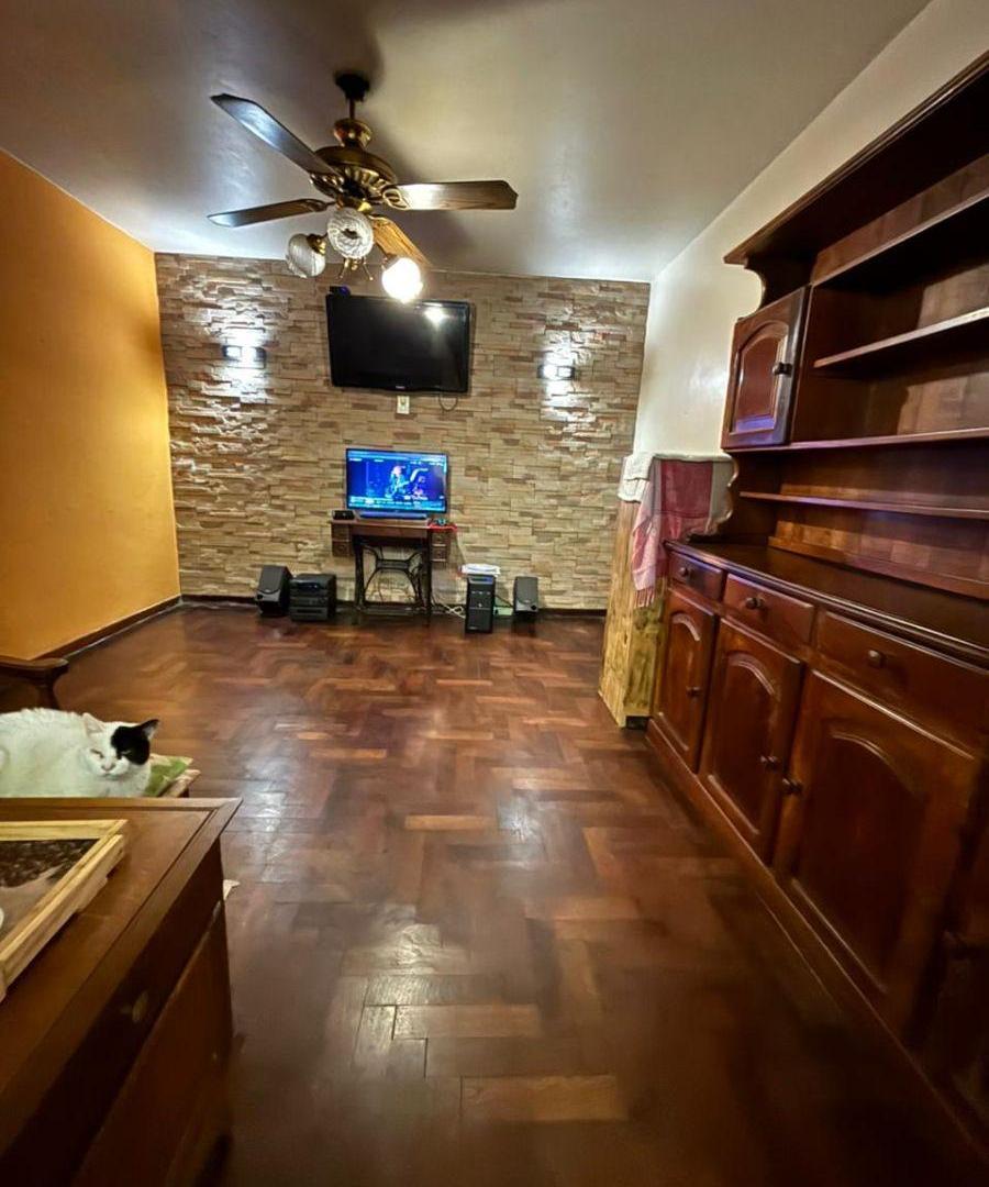 Foto de Casa de 4 ambientes en venta en excelente zona de Bernal, Apta credito, imagen 3