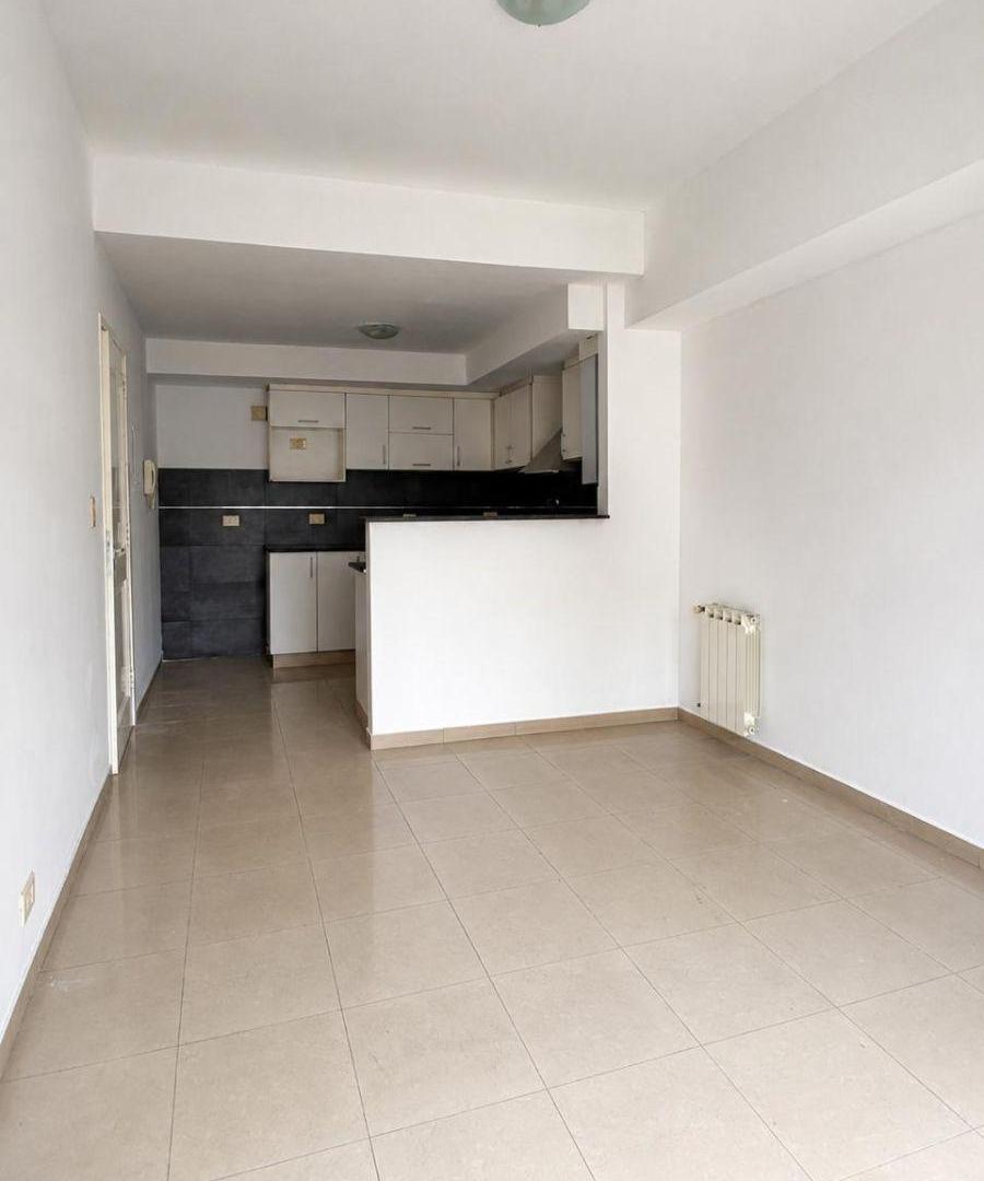 Foto de Departamento de 4 ambientes con 2 cocheras en alquiler, imagen 5