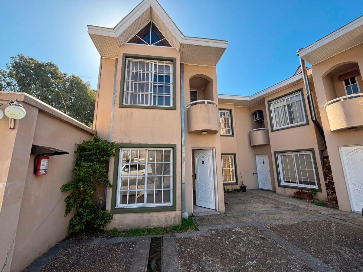 Foto de Duplex en excelente estado y apto credito en venta, imagen 1