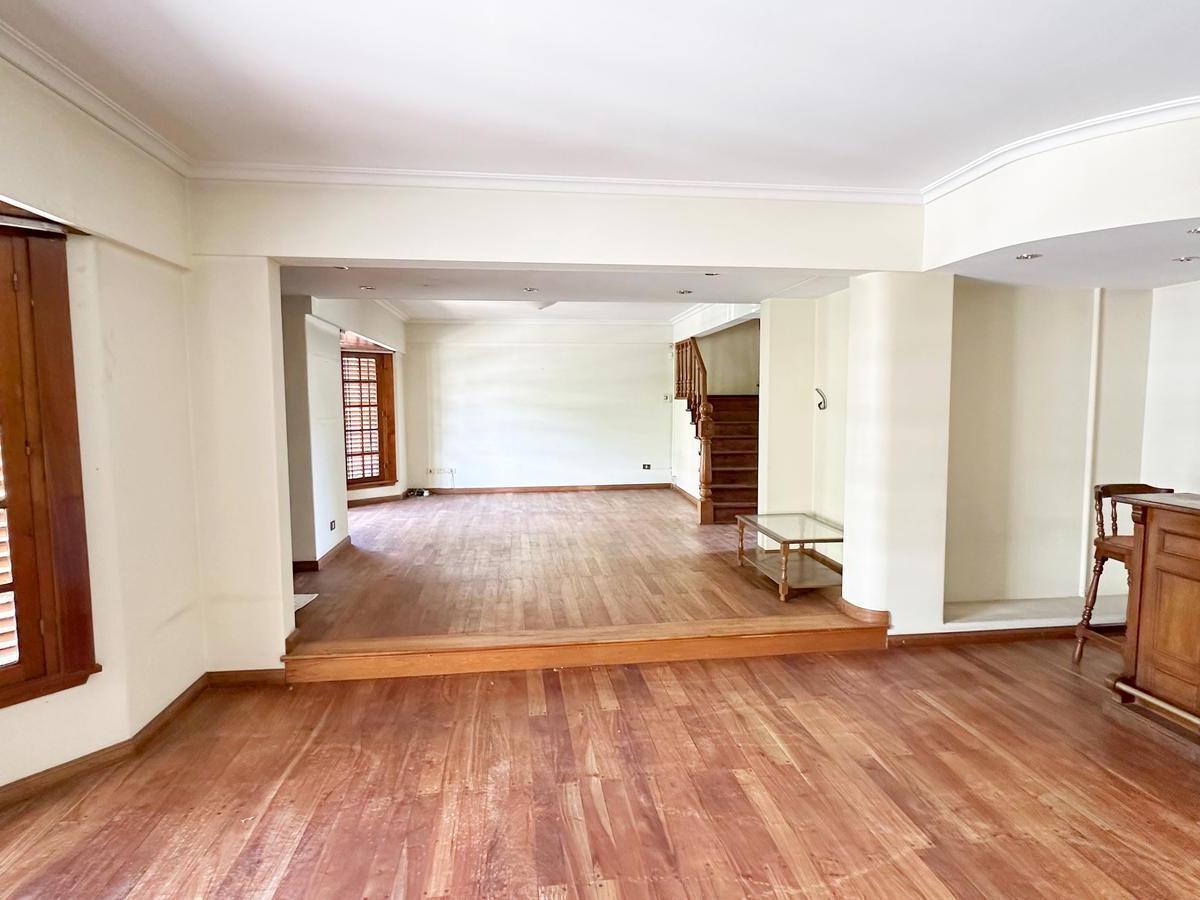 Increíble Casa en El Exclusivo Barrio Parque de Villa Martelli, con Excelentes Terminaciones. 2