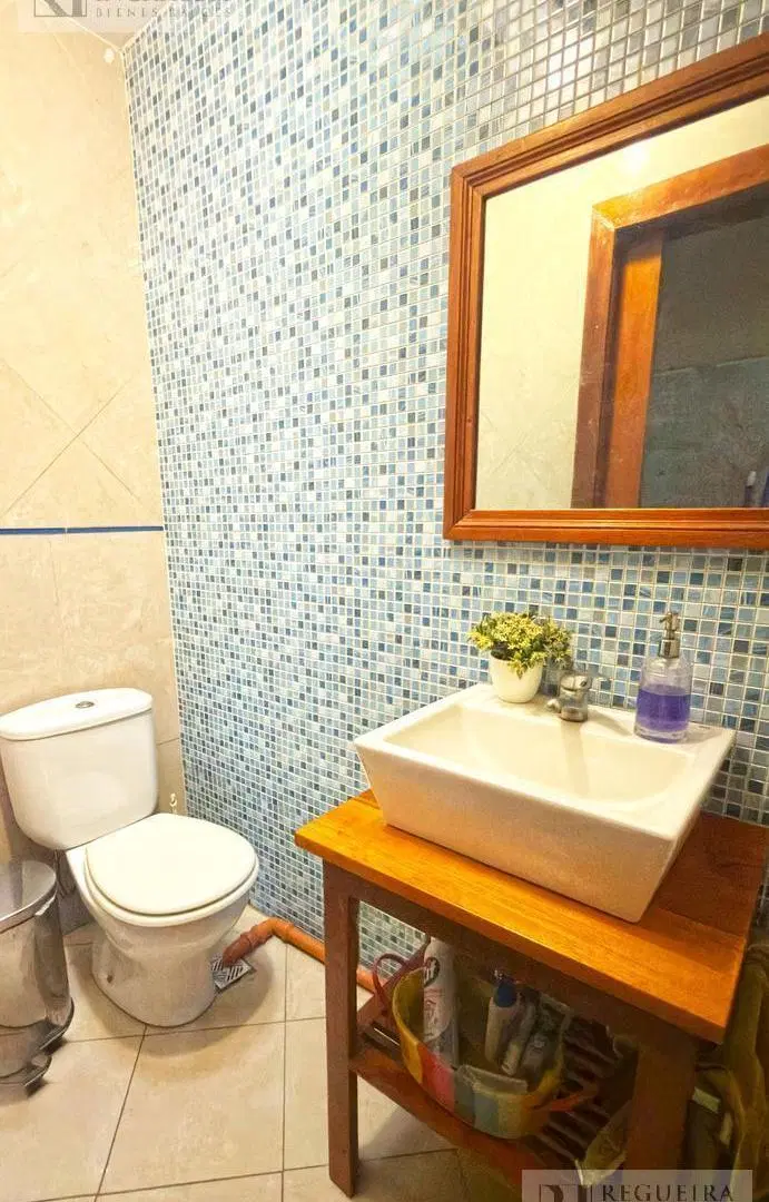 Venta - Casa en Florida Oeste con Increíble Fondo 8