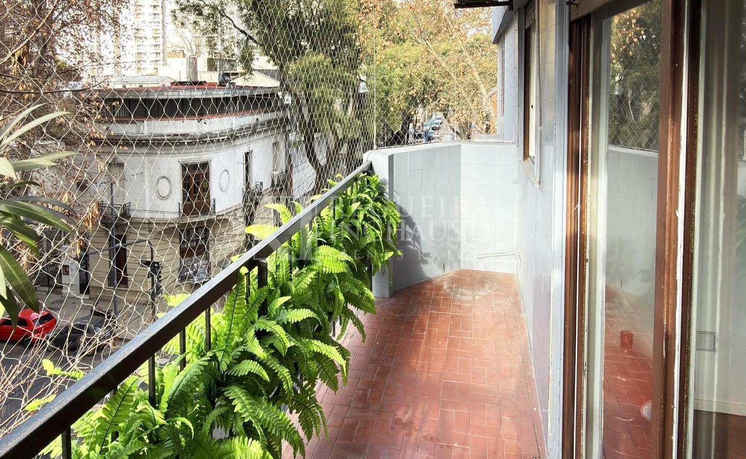 Foto de VENTA | DEPTO. 3 AMBIENTES + DEP. o 3° DORMITORIO + BALCÓN AL FRENTE |, imagen 4